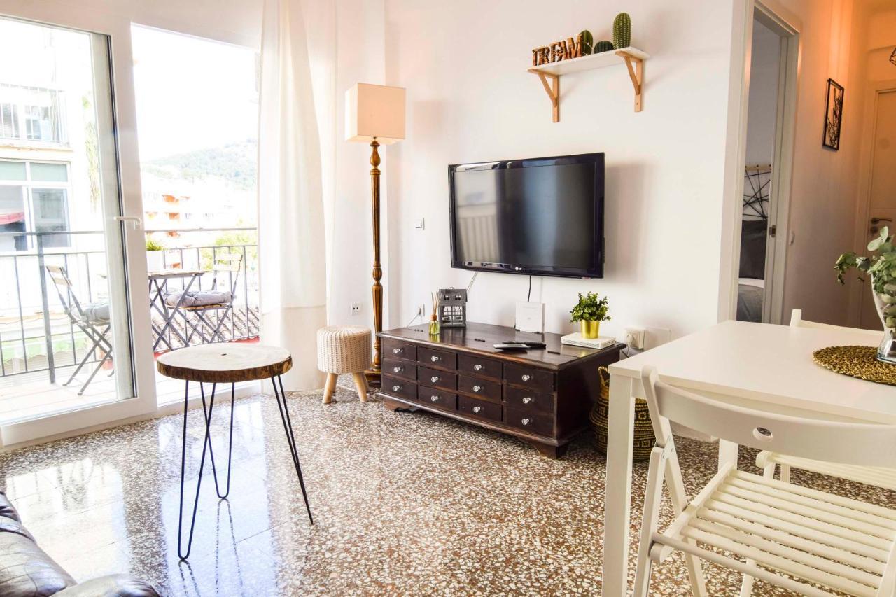 P&P Apartaments Arapiles Malaga Bagian luar foto