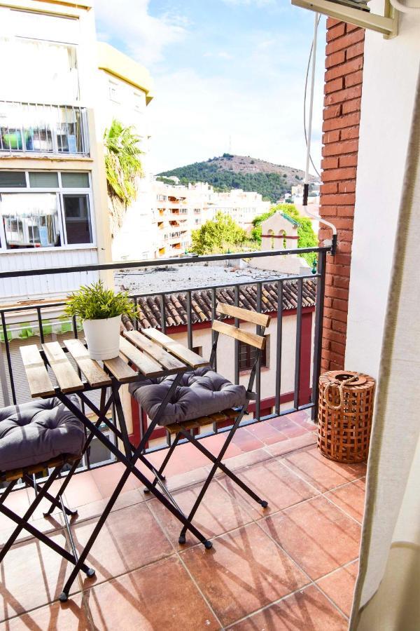 P&P Apartaments Arapiles Malaga Bagian luar foto